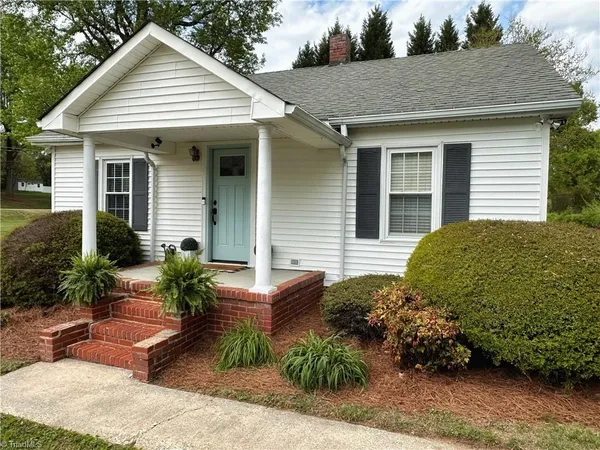 $130,000 | 313 West Monroe Street, Mayodan, NC 27027