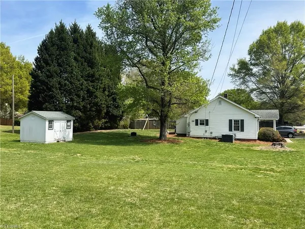 $130,000 | 313 West Monroe Street, Mayodan, NC 27027