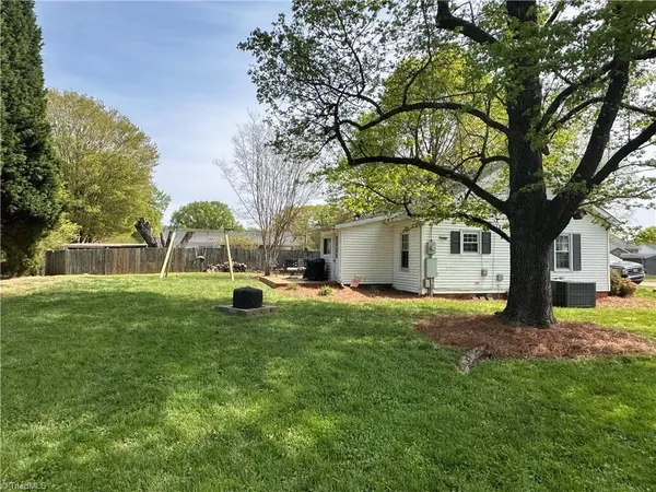 $130,000 | 313 West Monroe Street, Mayodan, NC 27027