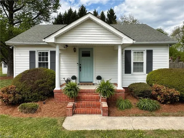 $130,000 | 313 West Monroe Street, Mayodan, NC 27027