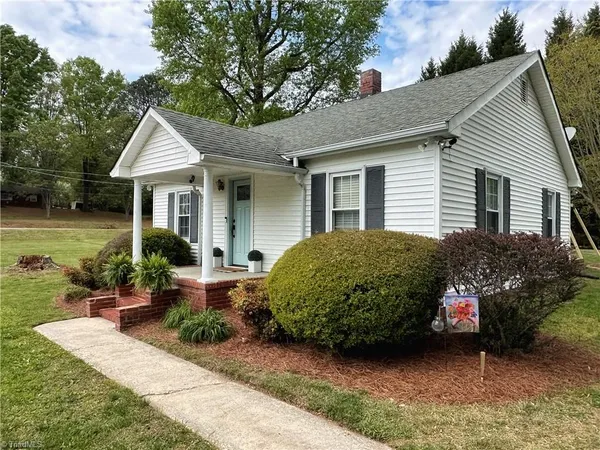 $130,000 | 313 West Monroe Street, Mayodan, NC 27027