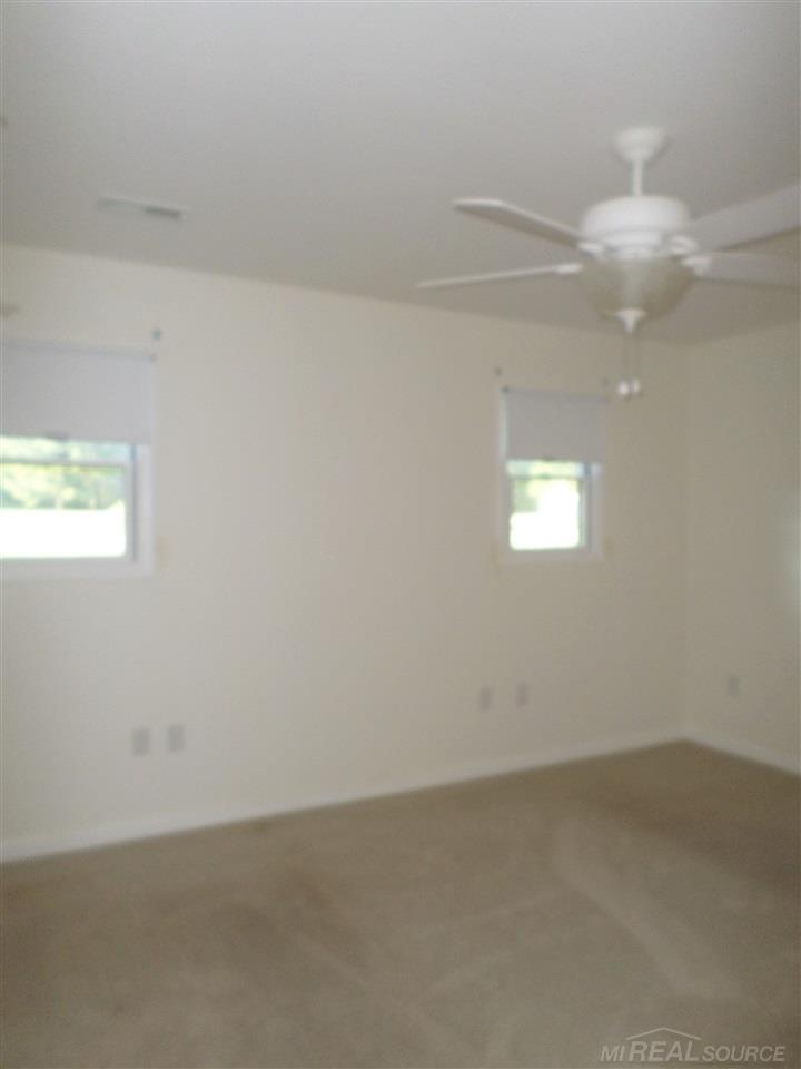 5569 Yankee Road St. Clair, MI 48079 - Photo 59 of 70 50016156-58.JPG