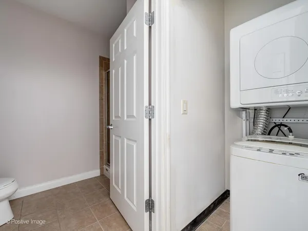 $2,800 | 8 West Monroe Street, Unit 1408, Chicago, IL 60603