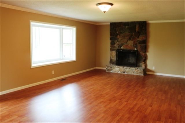 771 State Rd S-37-204, Unit STRAWBERRY FARM RD Seneca, SC 29678 - Photo 1 of 14 Gallery Image 1