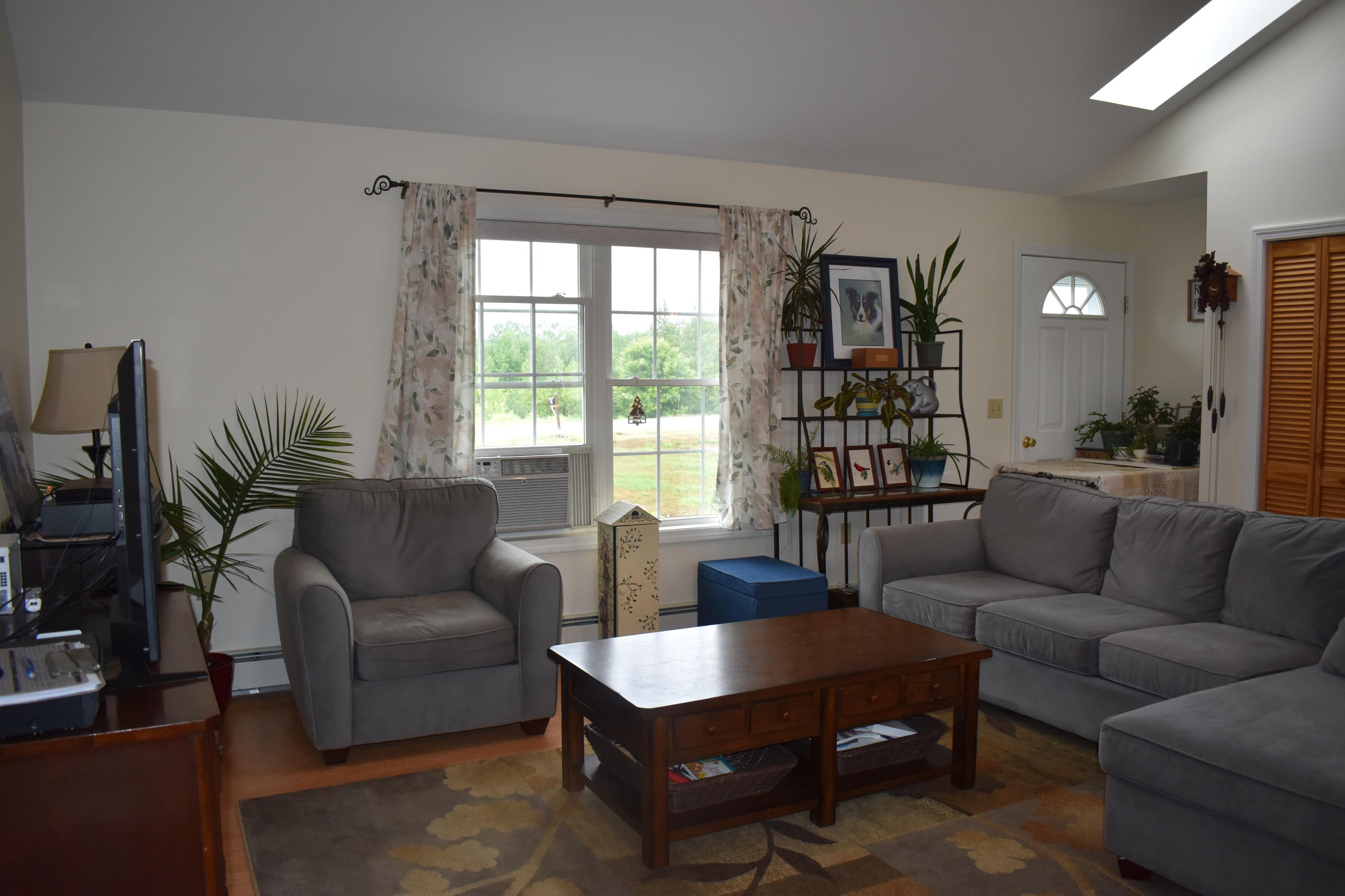 34 Blaisdell Road North Monmouth, ME 04265 - Photo 3 of 25 DSC_0330