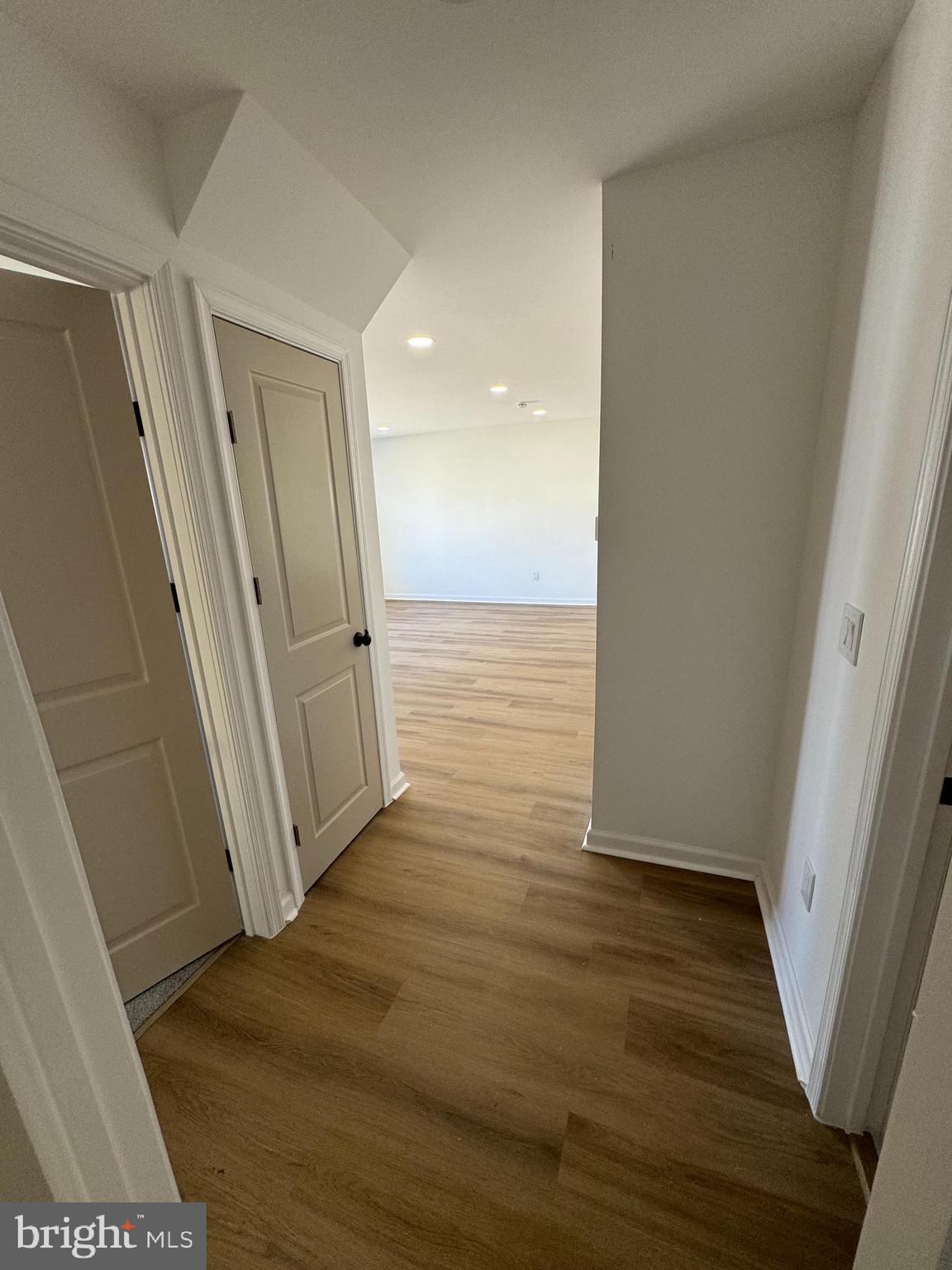 9 Middle Road Levittown, PA 19056 - Photo 20 of 29 Gallery Image 20