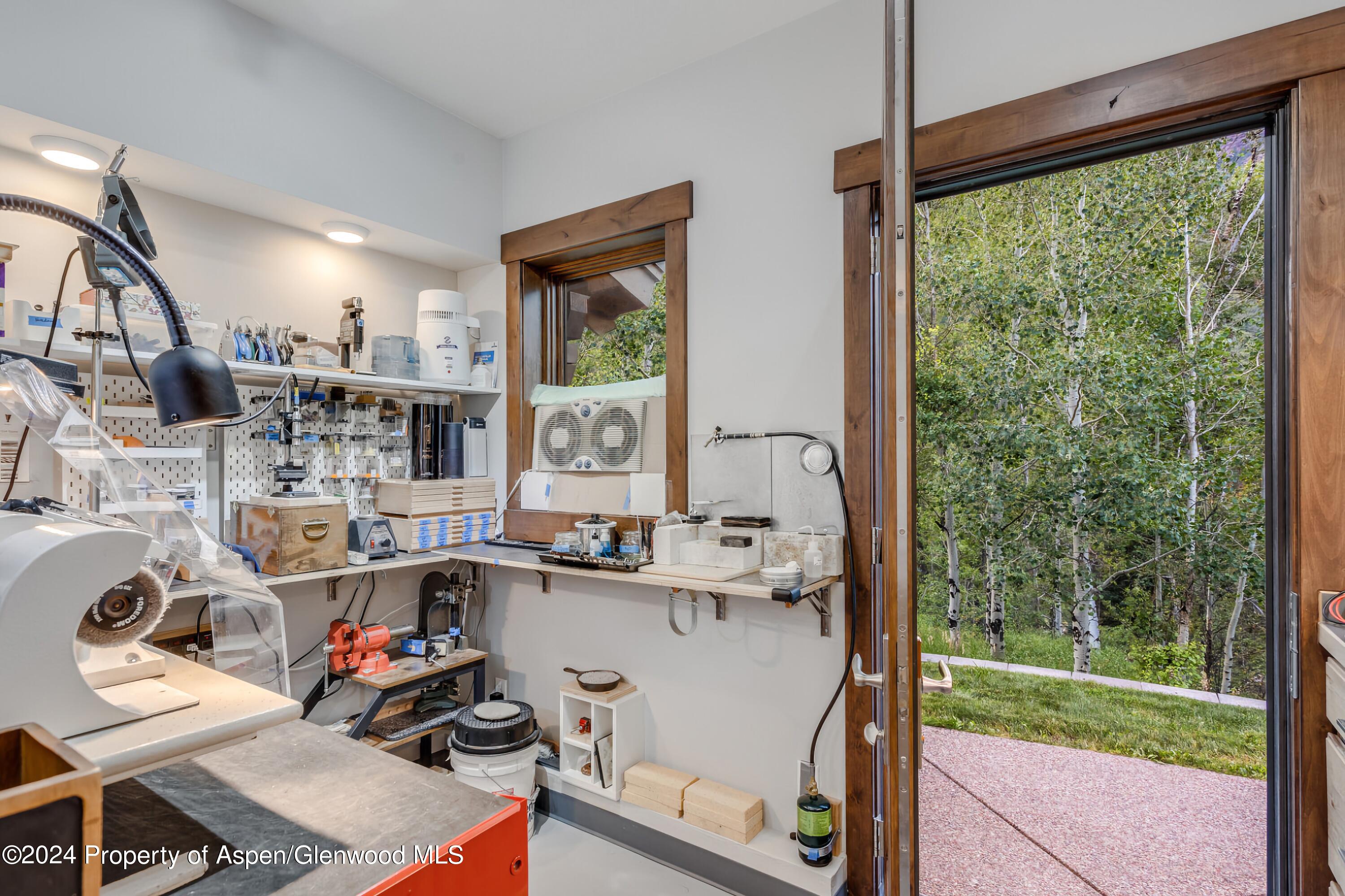 900 Dorais Way Redstone, CO 81623 - Photo 51 of 63 52-studio shop
