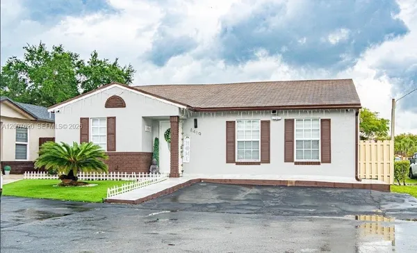 $579,900 | 8419 Northwest 193rd Lane, Hialeah, FL 33015