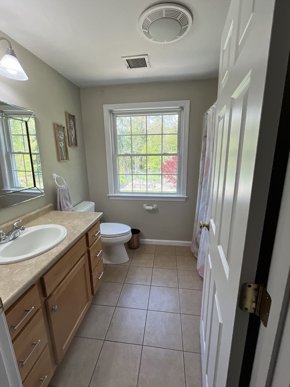 2 Erick Road Mansfield, MA 02048 - Photo 17 of 35