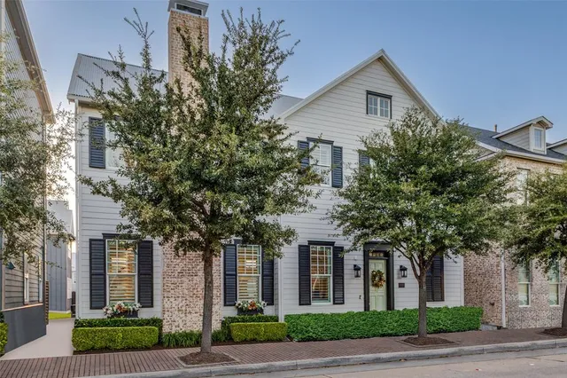 $3,500 | 1725 G Avenue, Plano, TX 75074