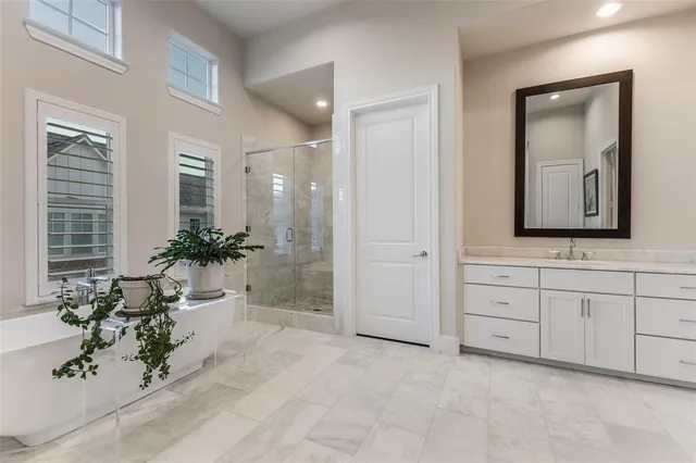 $3,500 | 1725 G Avenue, Plano, TX 75074