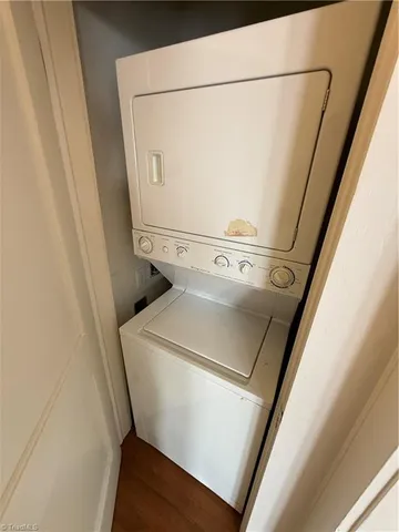 $1,025 | 1517 West 1st Street, Unit 1, Winston-Salem, NC 27104