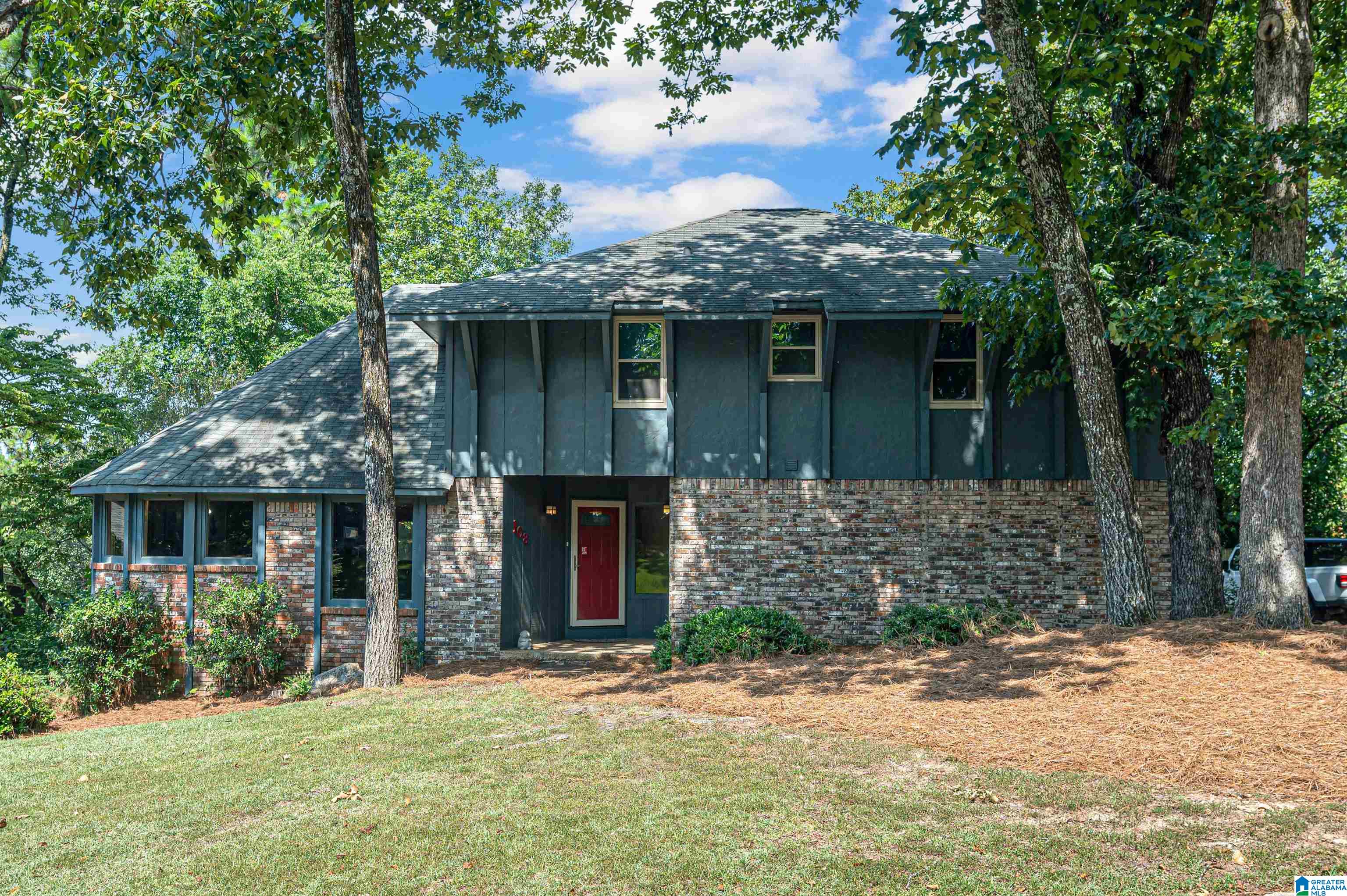 108 Cape Cod Circle Alabaster, AL 35007 - Photo 1 of 45