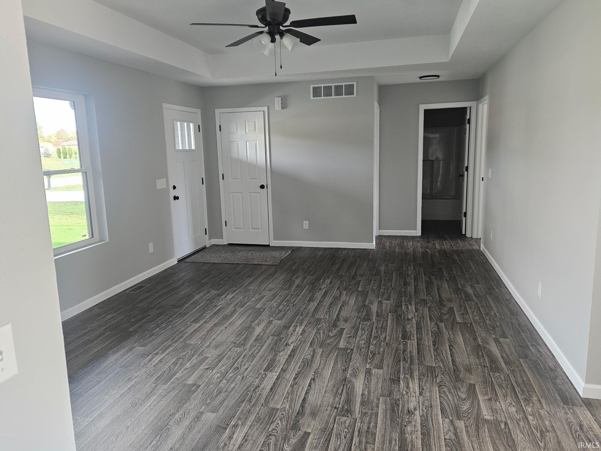 365 Country Lane Shipshewana, IN 46565 - Photo 4 of 9