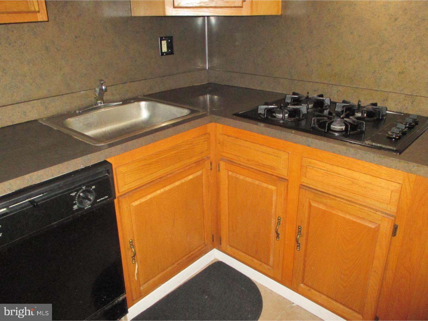 1344 Elson Road Brookhaven, PA 19015 - Photo 8 of 23