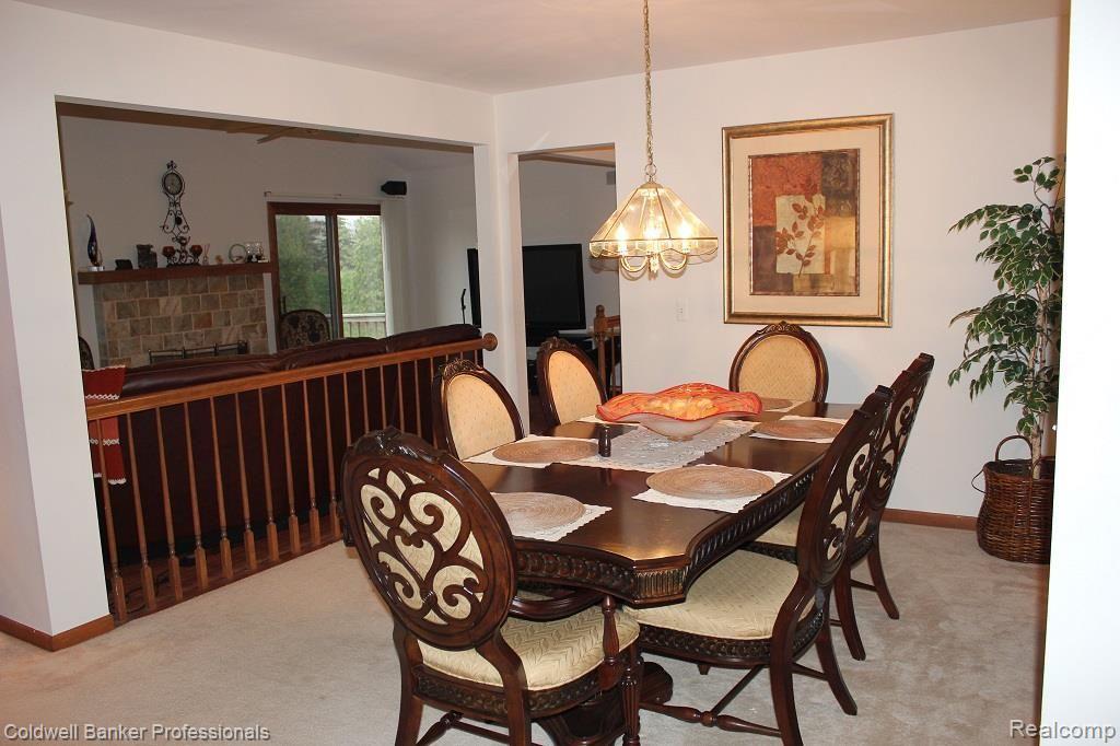 45202 Danbury Road Canton, MI 48188 - Photo 4 of 20 Dining Room a.jpg
