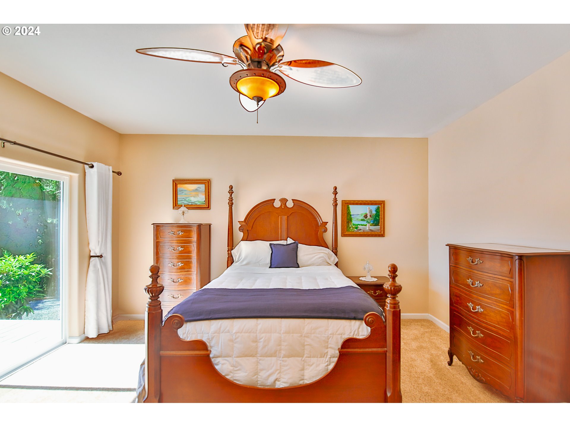 311 Council Hill Road Lakeside, OR 97449 - Photo 24 of 42 a living room with furniture and a wooden floor