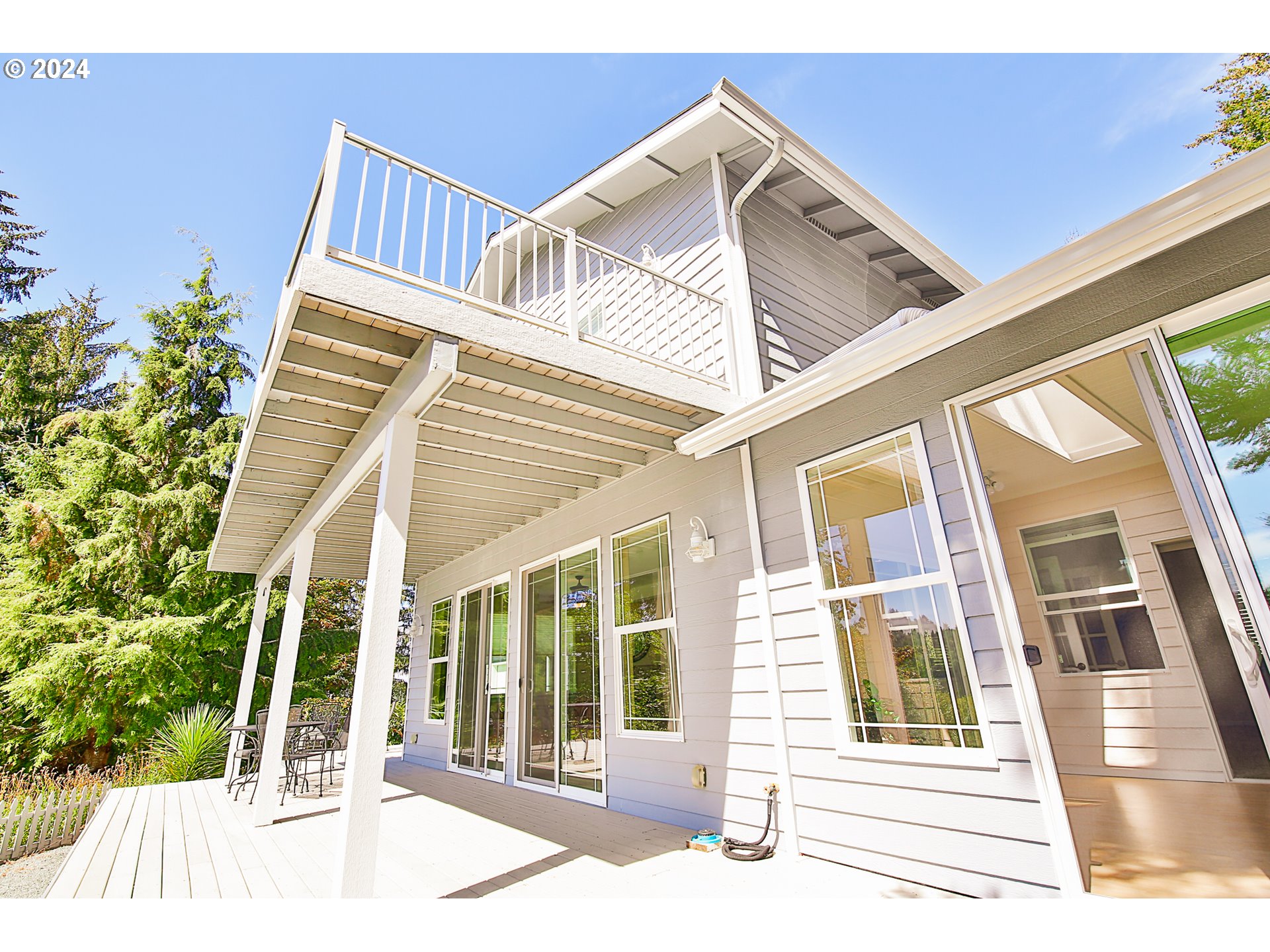 311 Council Hill Road Lakeside, OR 97449 - Photo 4 of 42