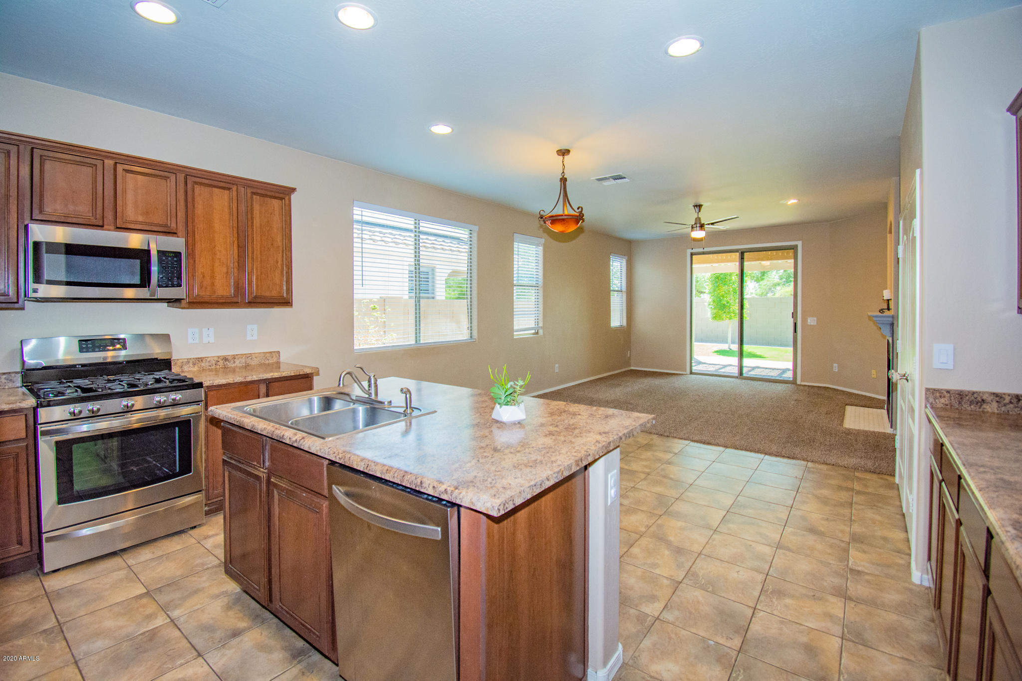 14253 West Boca Raton Road Surprise, AZ 85379 - Photo 2 of 29 _ADS1754