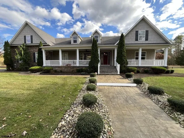 $769,500 | 2551 7th Avenue, Hammonton, NJ 08037