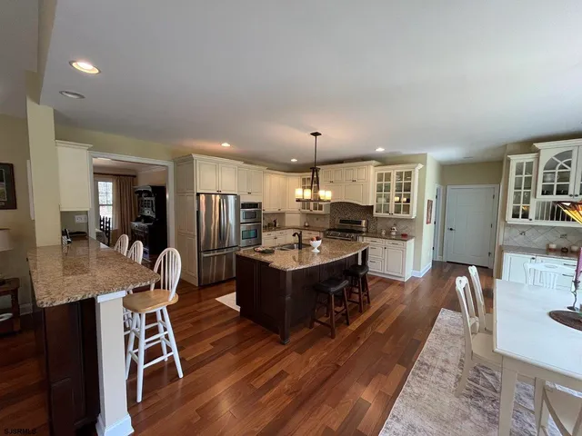 $769,500 | 2551 7th Avenue, Hammonton, NJ 08037