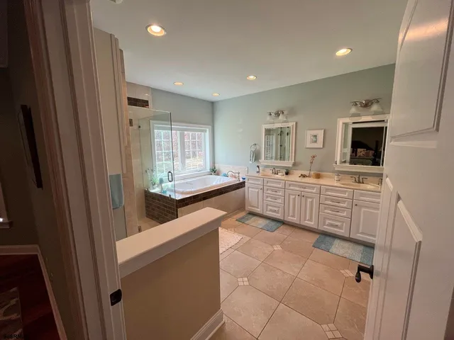 $769,500 | 2551 7th Avenue, Hammonton, NJ 08037