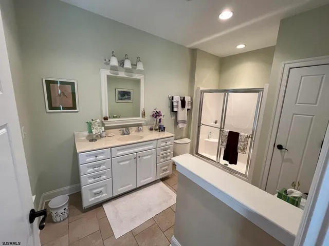 $769,500 | 2551 7th Avenue, Hammonton, NJ 08037