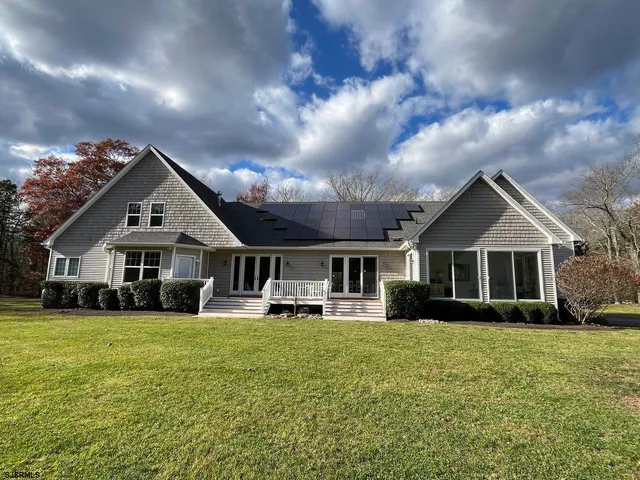 $769,500 | 2551 7th Avenue, Hammonton, NJ 08037