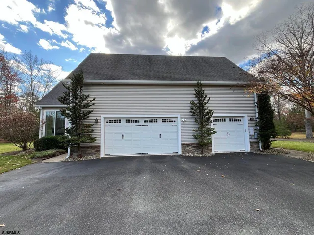 $769,500 | 2551 7th Avenue, Hammonton, NJ 08037