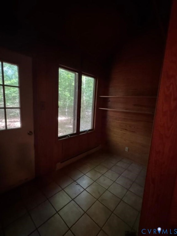 9679 Bridges Bend Road Gloucester, VA 23061 - Photo 6 of 16 study /office