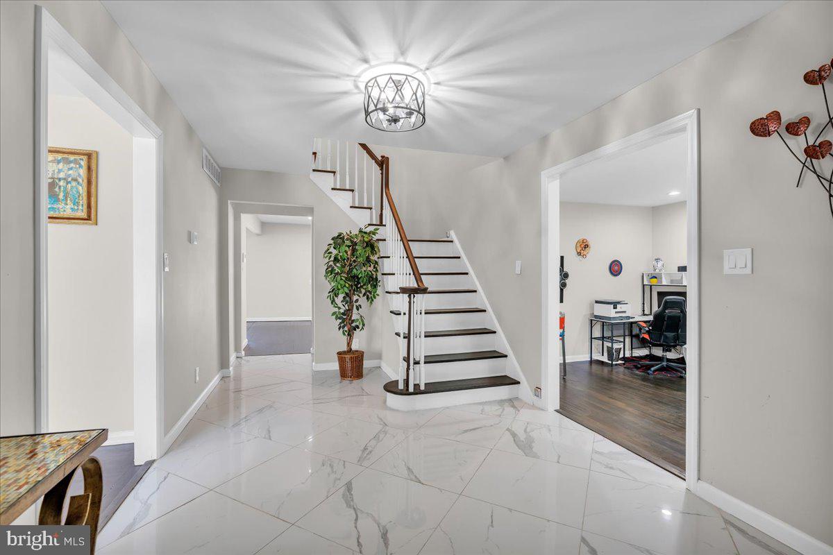 111 Bortons Road Marlton, NJ 08053 - Photo 10 of 57 Gallery Image 10