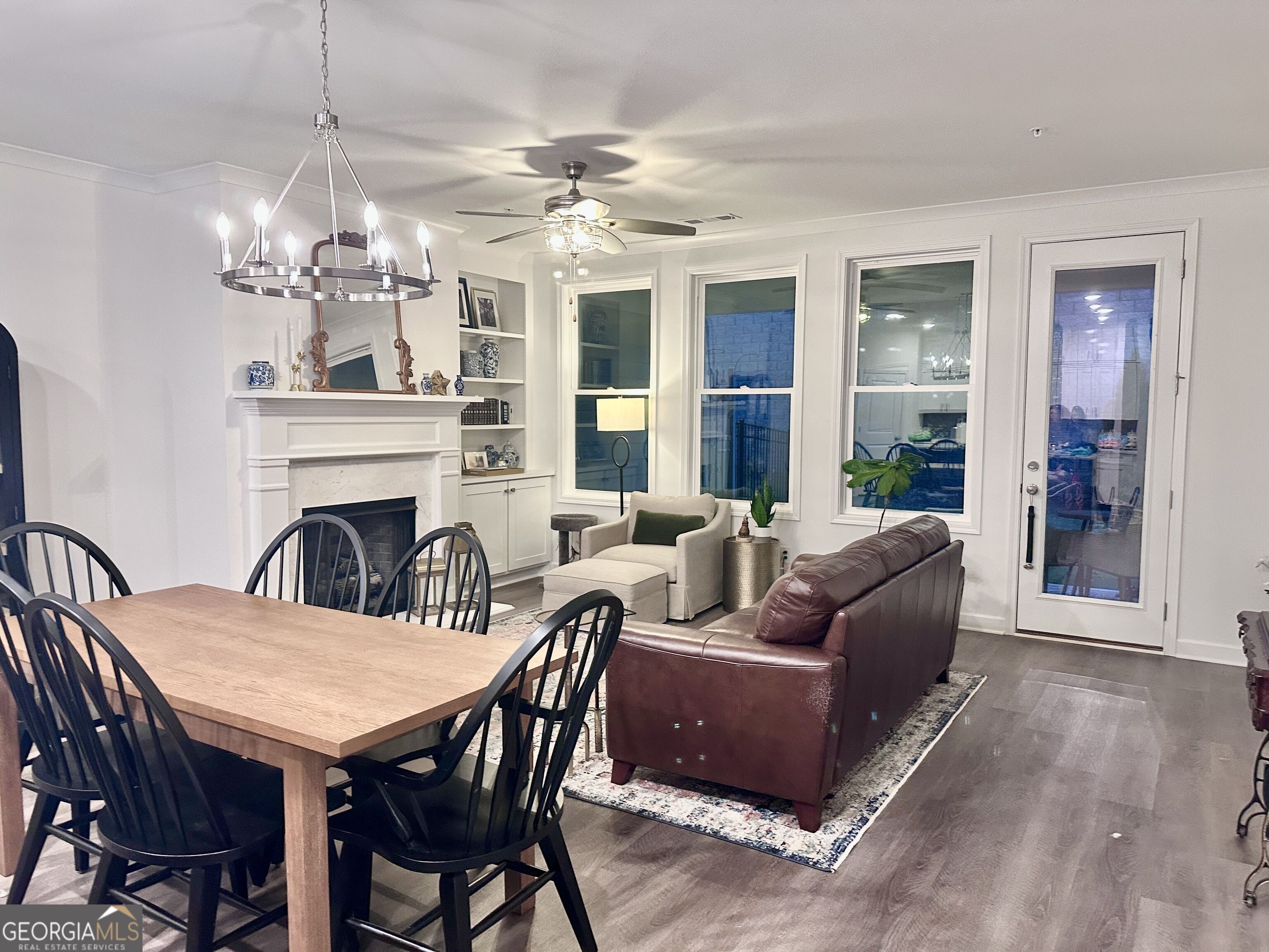 302 Rampart Street Canton, GA 30114 - Photo 5 of 23 Gallery Image 5