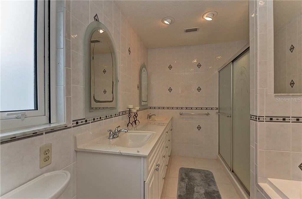 9746 Shamokin Lane Port Richey, FL 34668 - Photo 11 of 24 Gallery Image 11