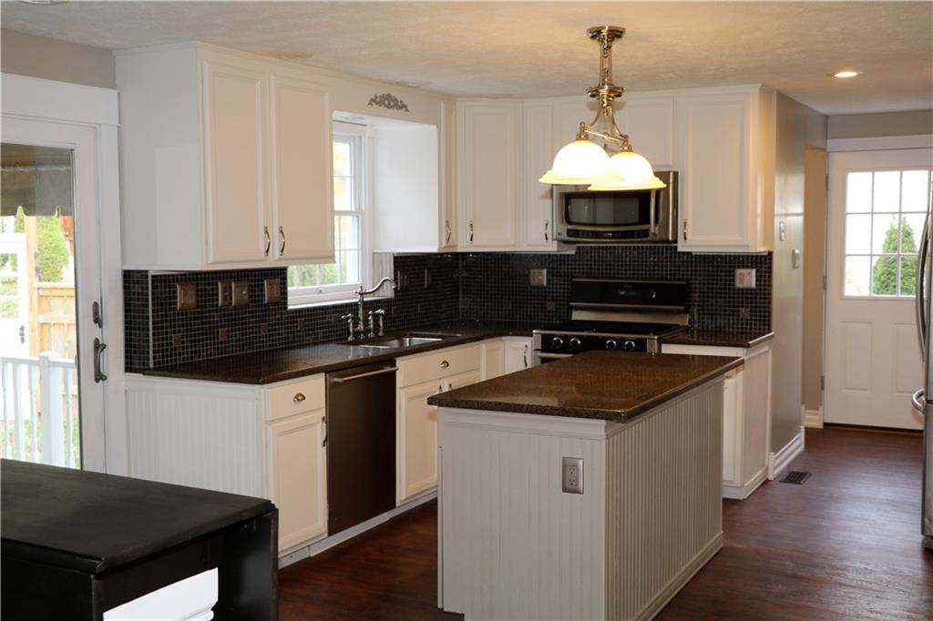 3226 Apache Road Pittsburgh, PA 15241 - Photo 11 of 25