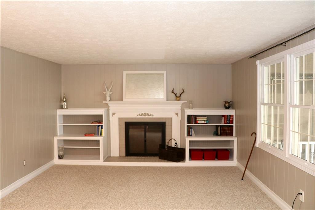 3226 Apache Road Pittsburgh, PA 15241 - Photo 13 of 25
