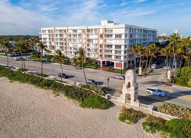 100 Worth Avenue, Unit 415 Palm Beach, FL 33480 - Photo 31 of 34 a front view of a building with outdoor space