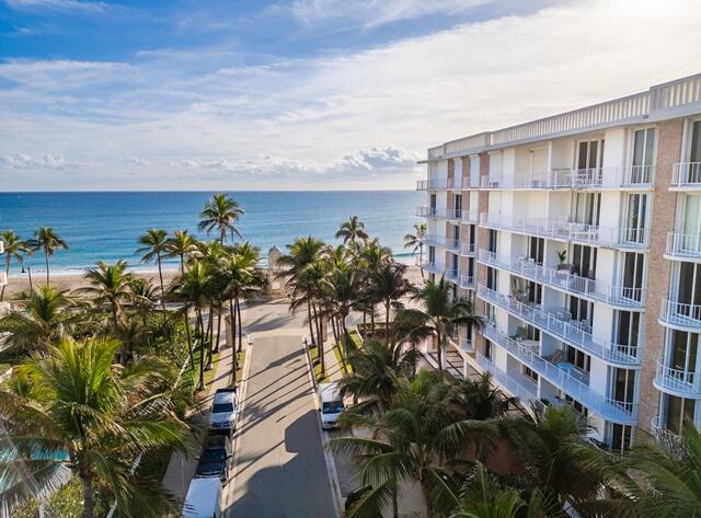 100 Worth Avenue, Unit 415 Palm Beach, FL 33480 - Photo 32 of 34 a view of a multi story building