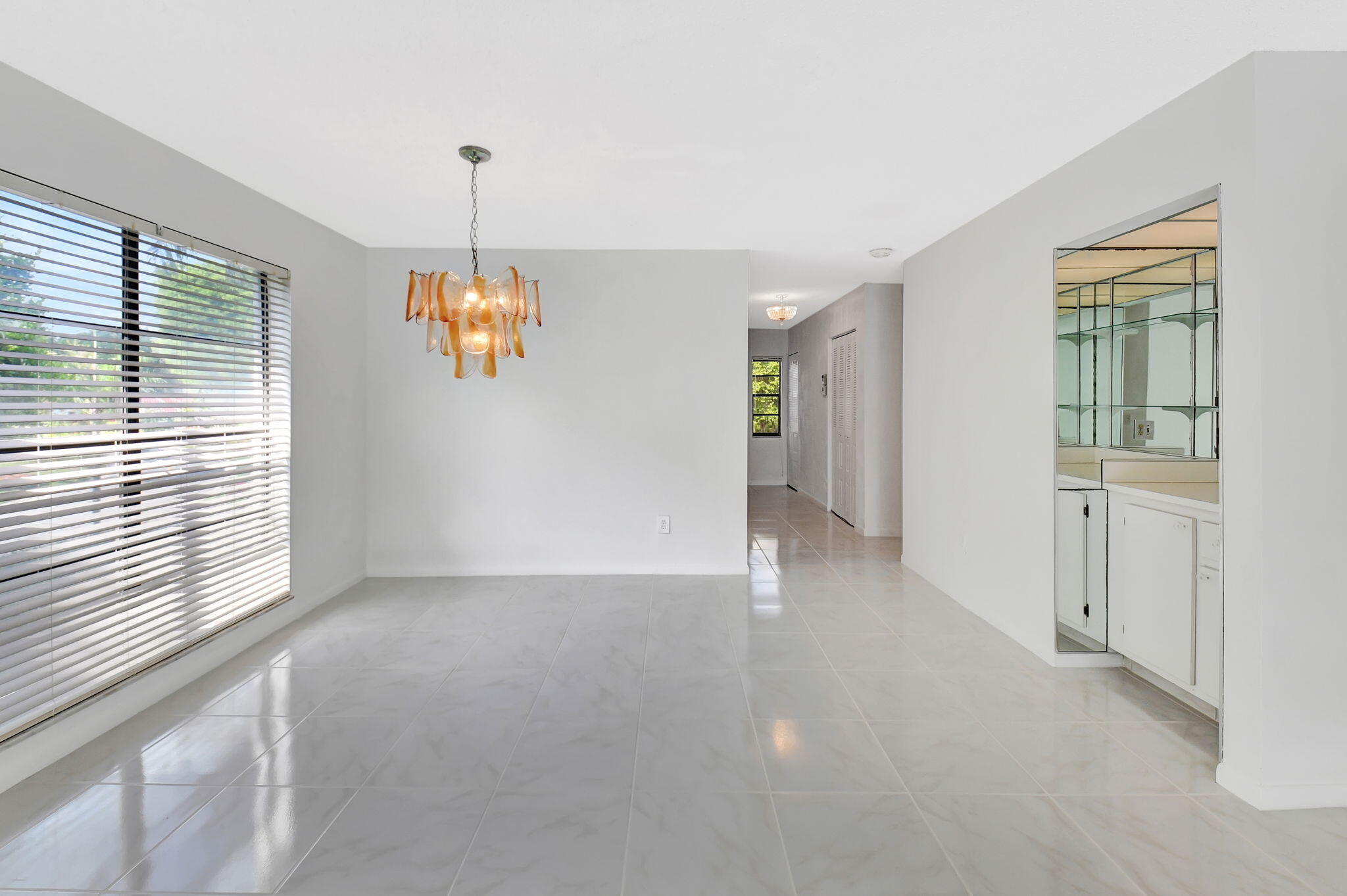 9187 Norte Lago, Unit 5J Boca Raton, FL 33428 - Photo 12 of 48 12-web-or-mls-DSC_8525