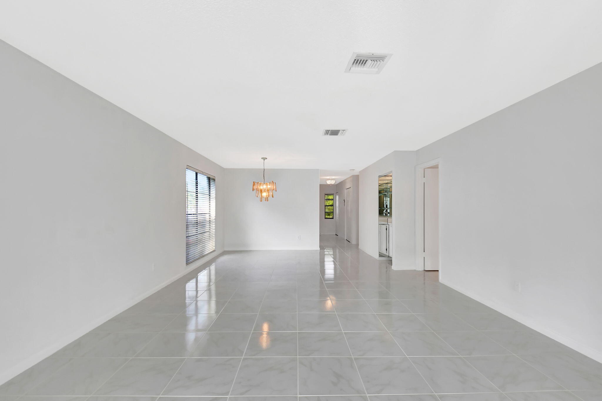 9187 Norte Lago, Unit 5J Boca Raton, FL 33428 - Photo 15 of 48 15-web-or-mls-DSC_8540