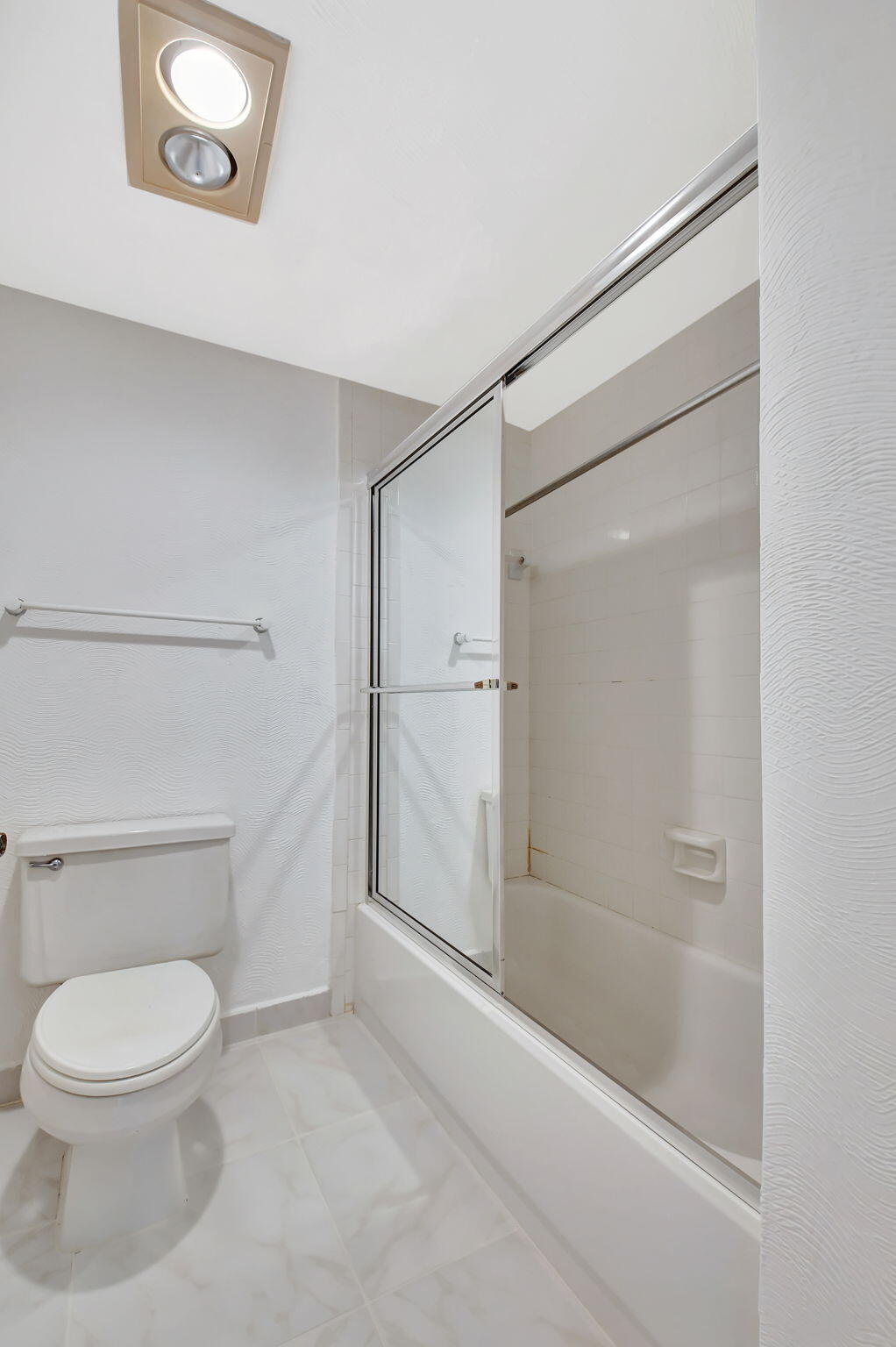9187 Norte Lago, Unit 5J Boca Raton, FL 33428 - Photo 20 of 48 20-web-or-mls-DSC_8565
