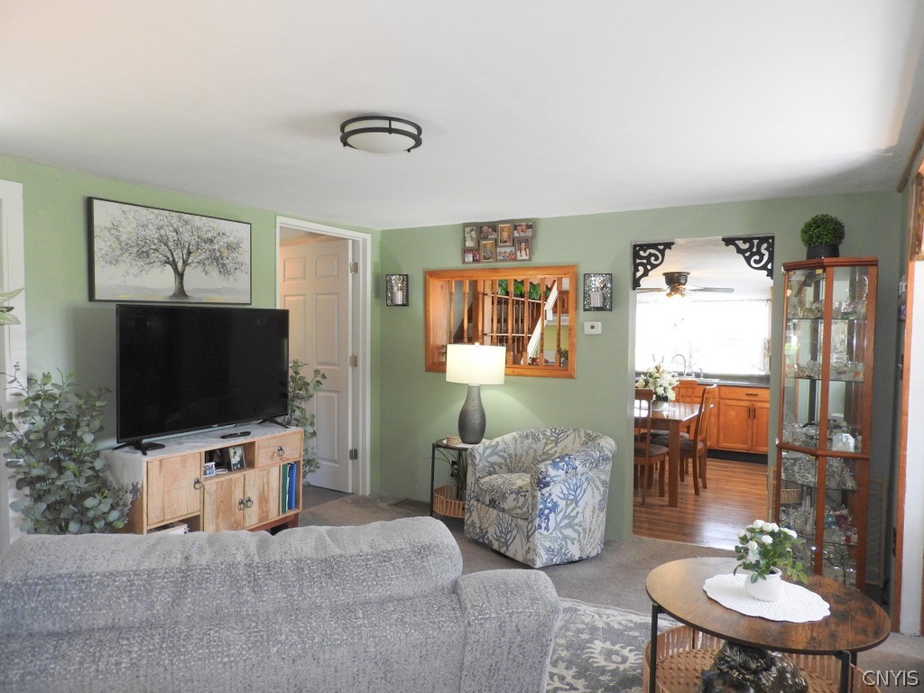 2751 Warners Road Camillus, NY 13164 - Photo 20 of 40
