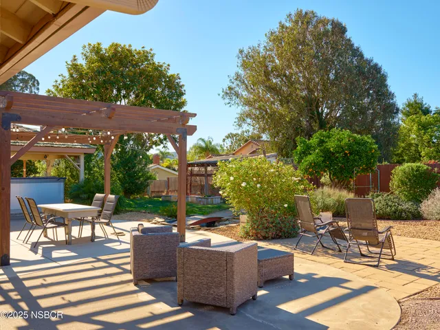 $929,999 | 4395 Coachman Way, Santa Maria, CA 93455