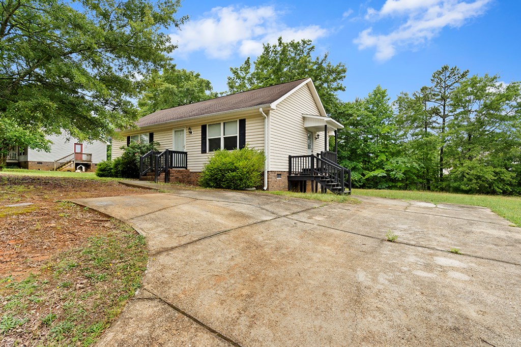 15 Saluda Street Honea Path, SC 29654 - Photo 11 of 12 Gallery Image 11