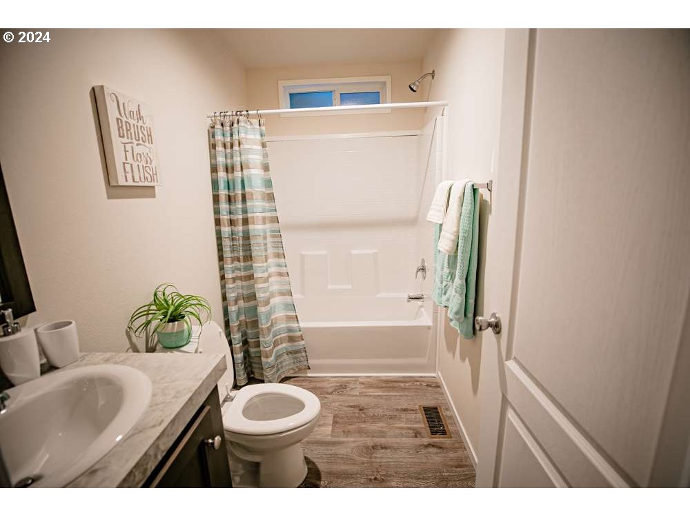 2801 Southwest Hautama Road, Unit 45 Pendleton, OR 97801 - Photo 3 of 25