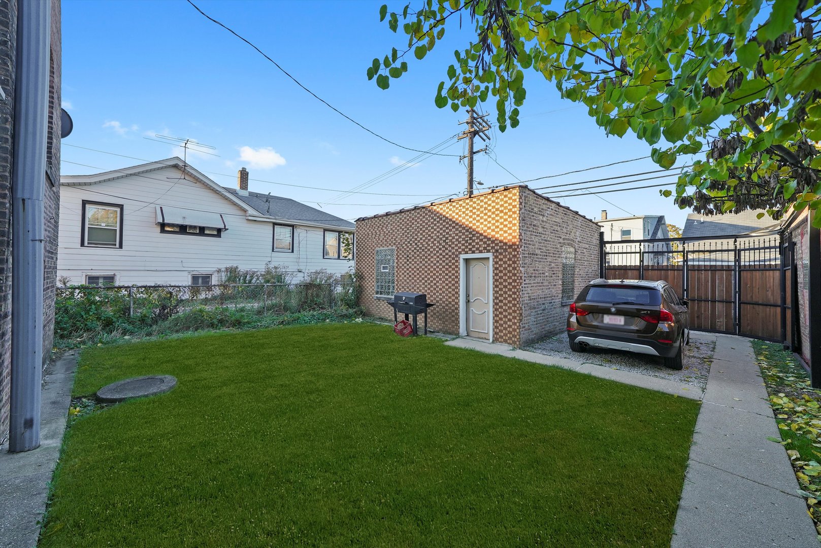 4928 West Altgeld Street Chicago, IL 60639 - Photo 43 of 51 Gallery Image 43