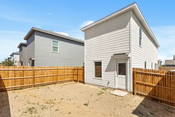 $1,450 | 2914 Carnelian Trail, San Antonio, TX 78264