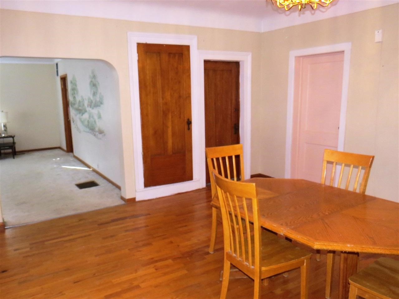 13506 Hogan Road Linden, MI 48451 - Photo 9 of 26 21556218-8.JPG