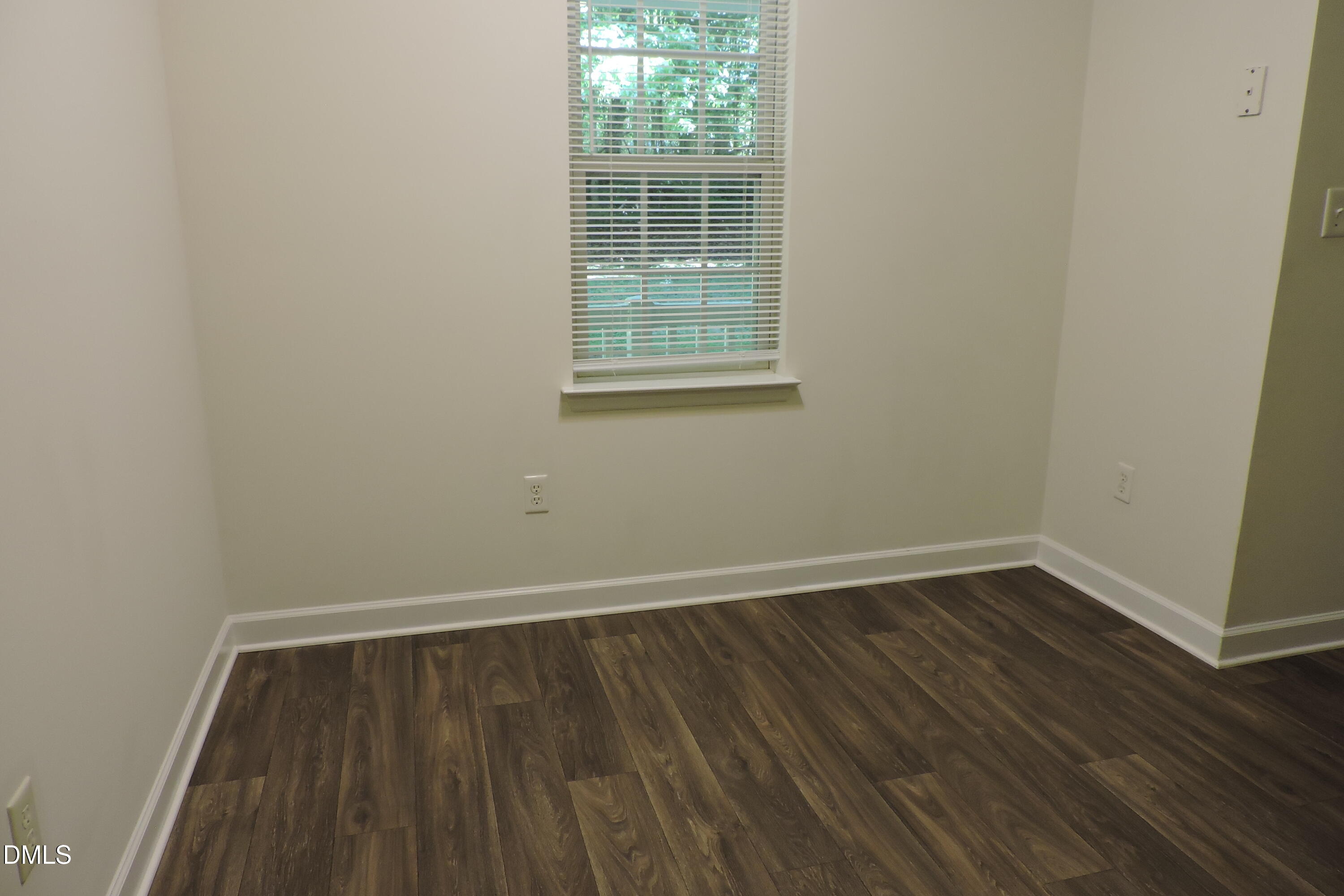 401 Cleveland Street Mebane, NC 27302 - Photo 7 of 15 DSCN9382