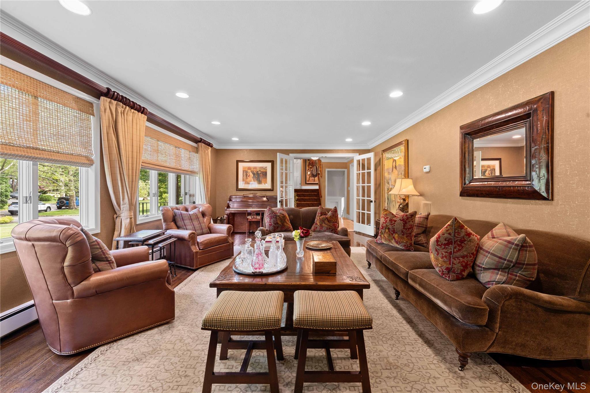 11 Hickory Road Woodmere, NY 11598 - Photo 5 of 50 FORMAL LIVING ROOM