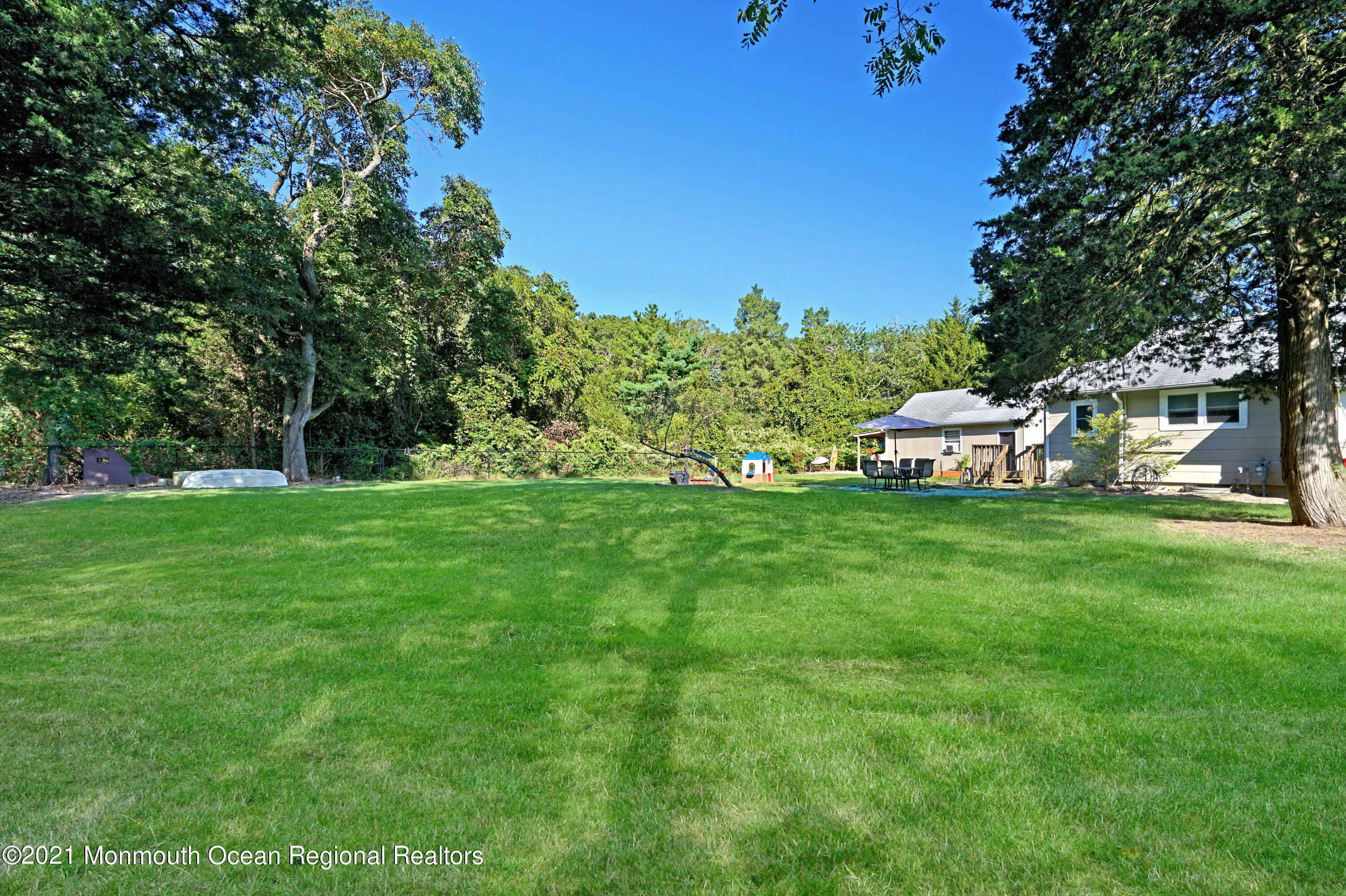 346 Cherry Quay Road Brick, NJ 08723 - Photo 27 of 27 a view of yard with wooden fence
